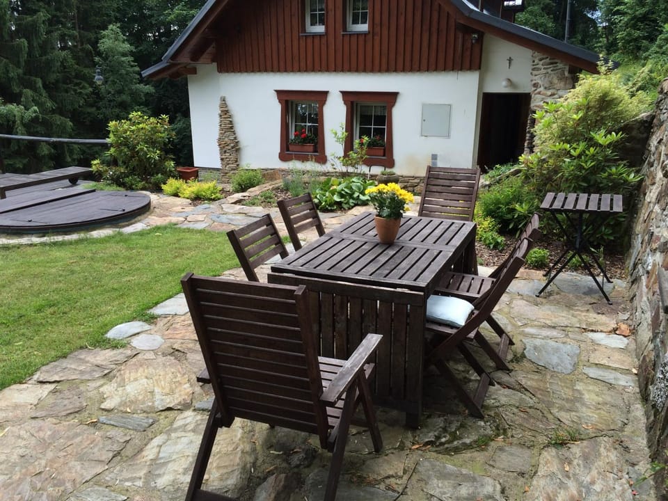 Chalupa Pod Skalou Romance Chalet in Lower Silesian Voivodeship