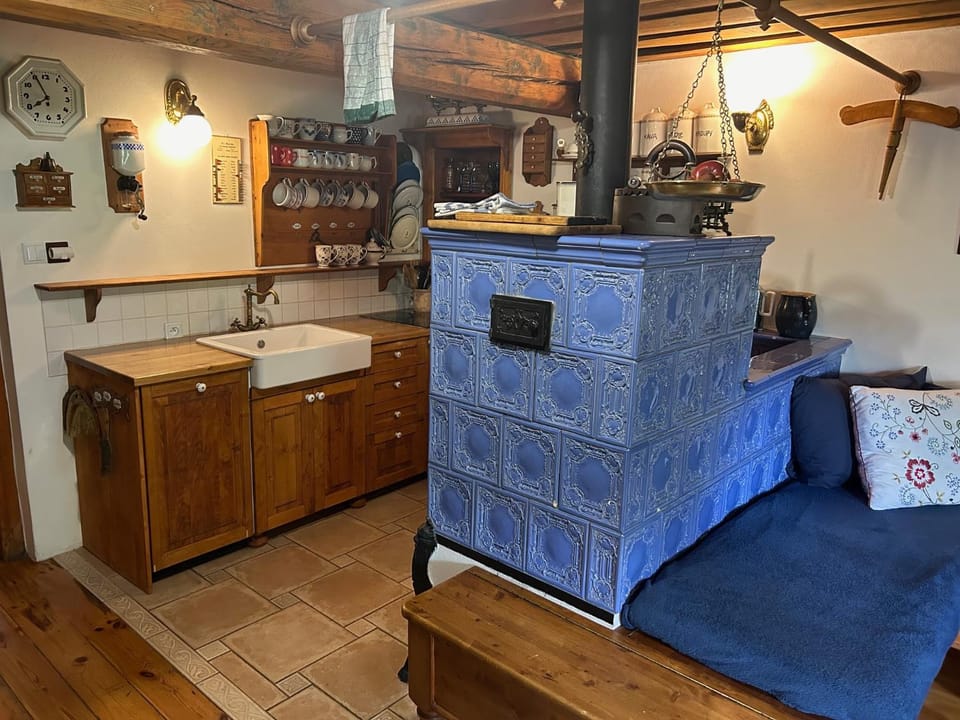Chalupa Pod Skalou Romance Chalet in Lower Silesian Voivodeship