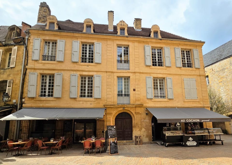 L'instant Sarladais Apartment in Occitanie