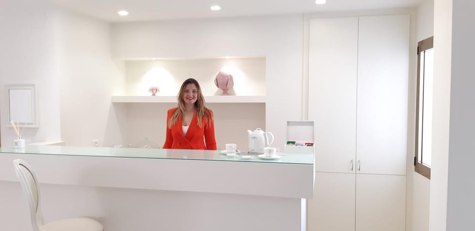 Staff, Lobby or reception, Family