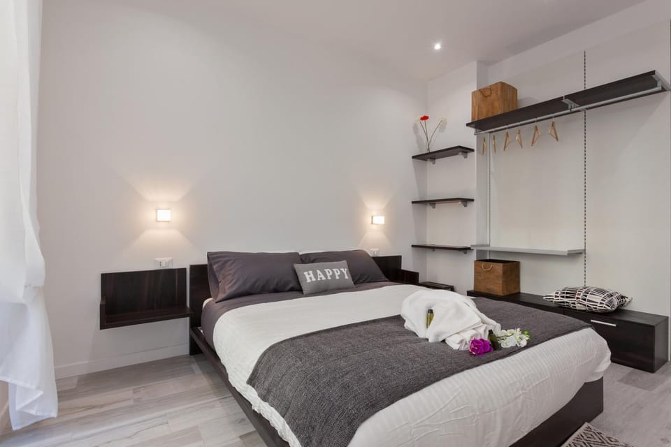 Bed, Bedroom