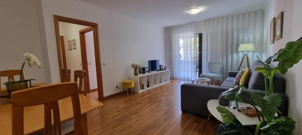 Communal lounge/ TV room, Living room, Seating area