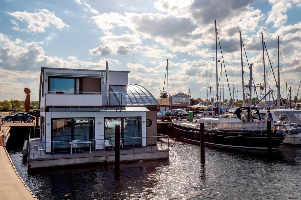 KYST 5410 Floating Home 2 House in Ostholstein
