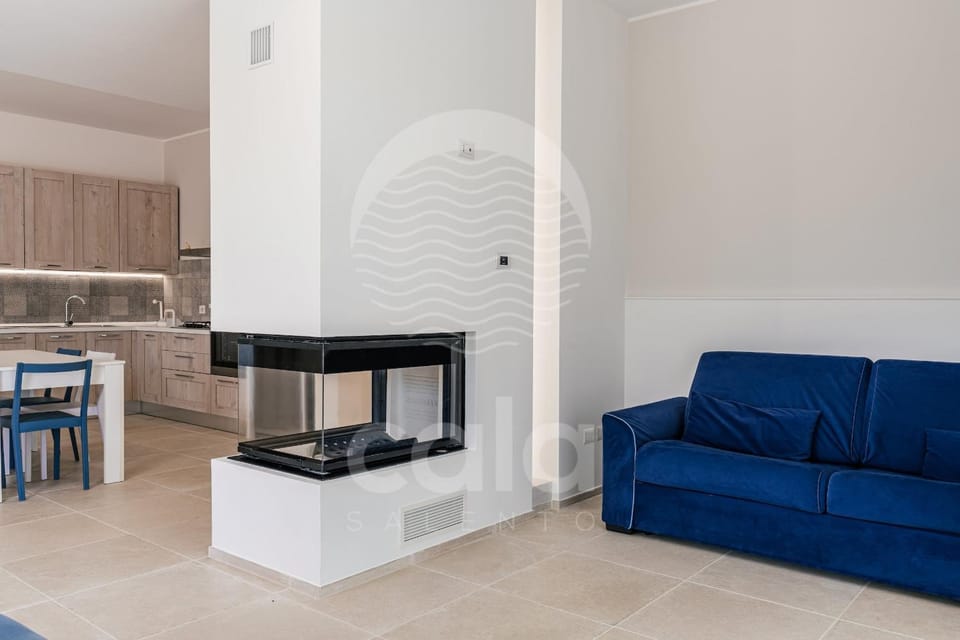Kitchen or kitchenette, Living room, Seating area, Communal kitchen