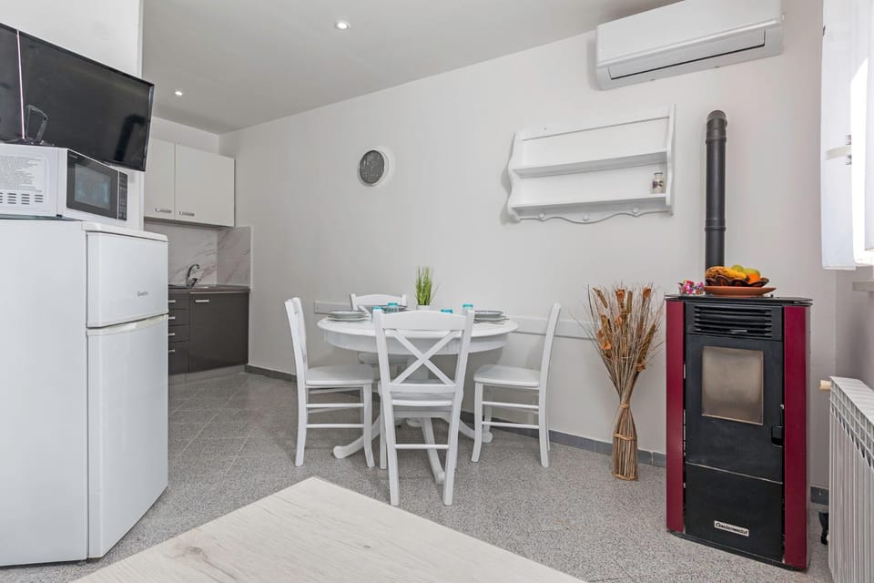 Holiday home Edo House in Pula