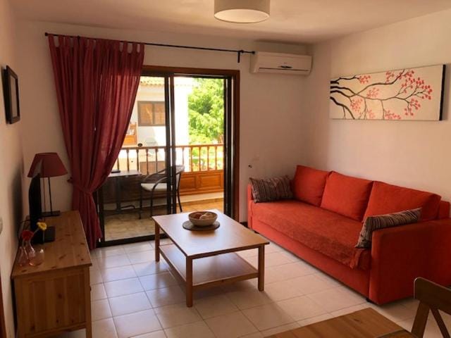 Balcony/Terrace, Living room