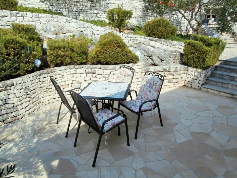 Patio, Garden