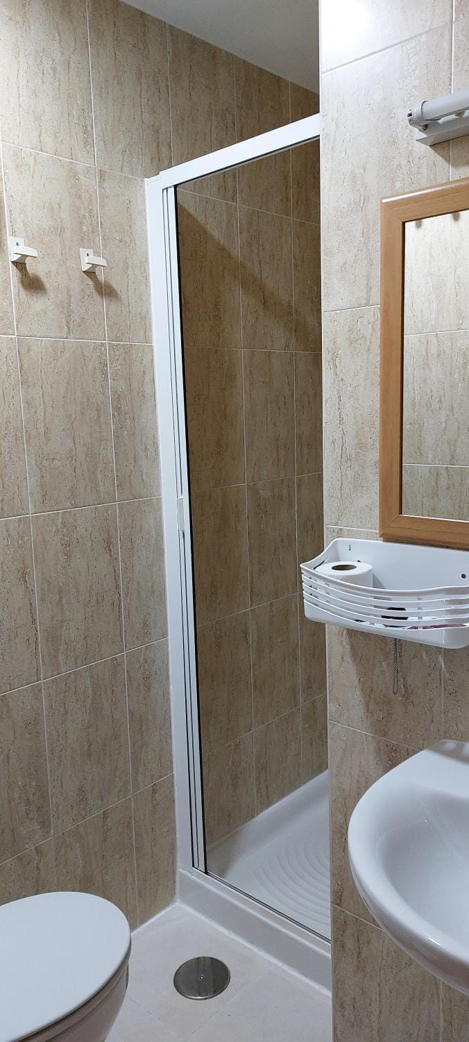 Hostal Rosales Bed and Breakfast in Aranda de Duero