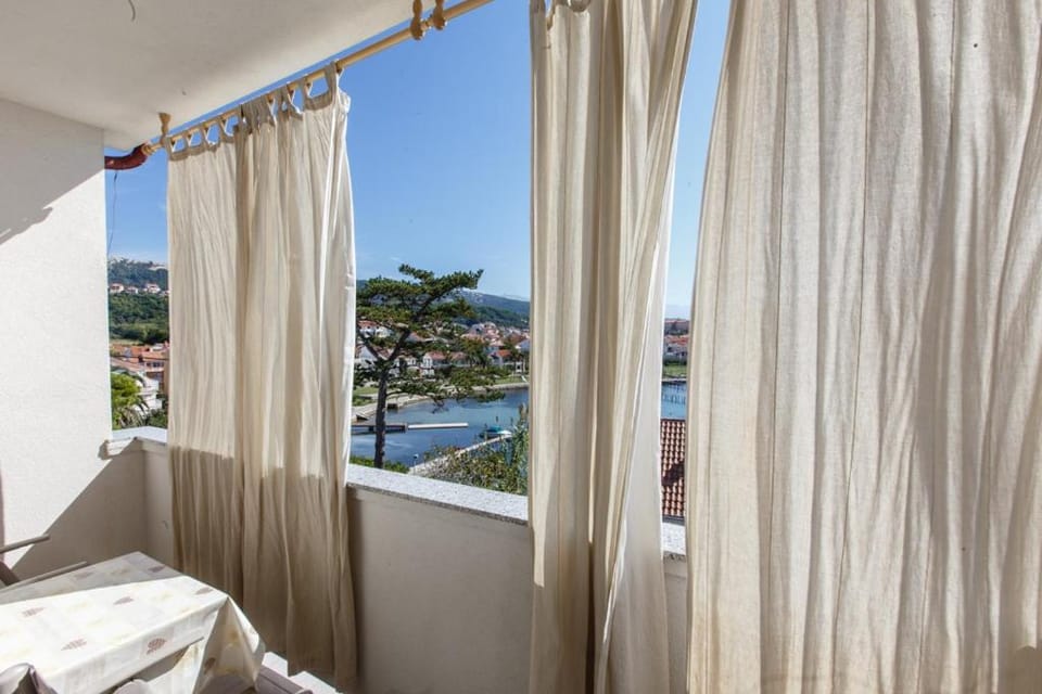 Apartments Maris Apartment in Lika-Senj County