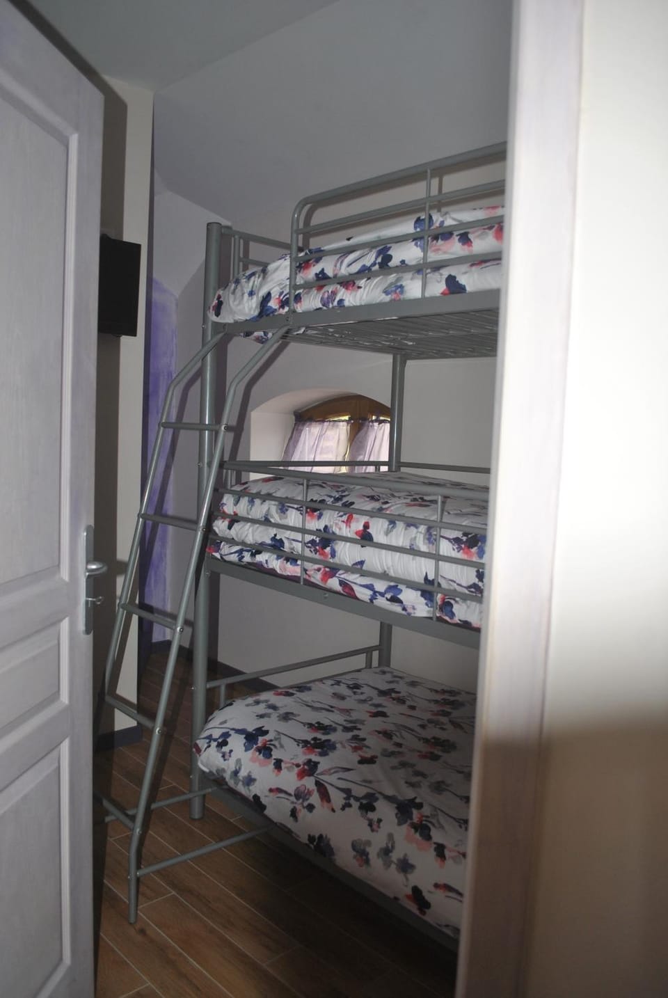 bunk bed