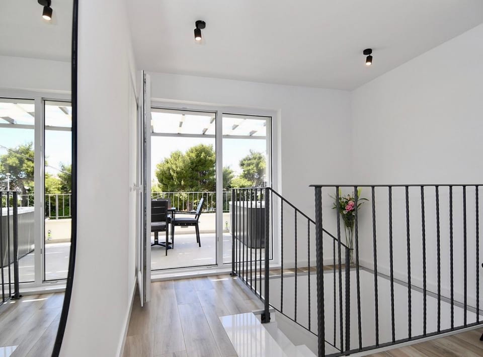 Balcony/Terrace, Balcony/Terrace