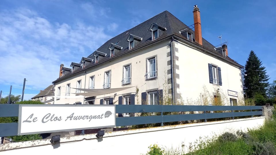 Le Clos Auvergnat Bed and Breakfast in Auvergne-Rhône-Alpes