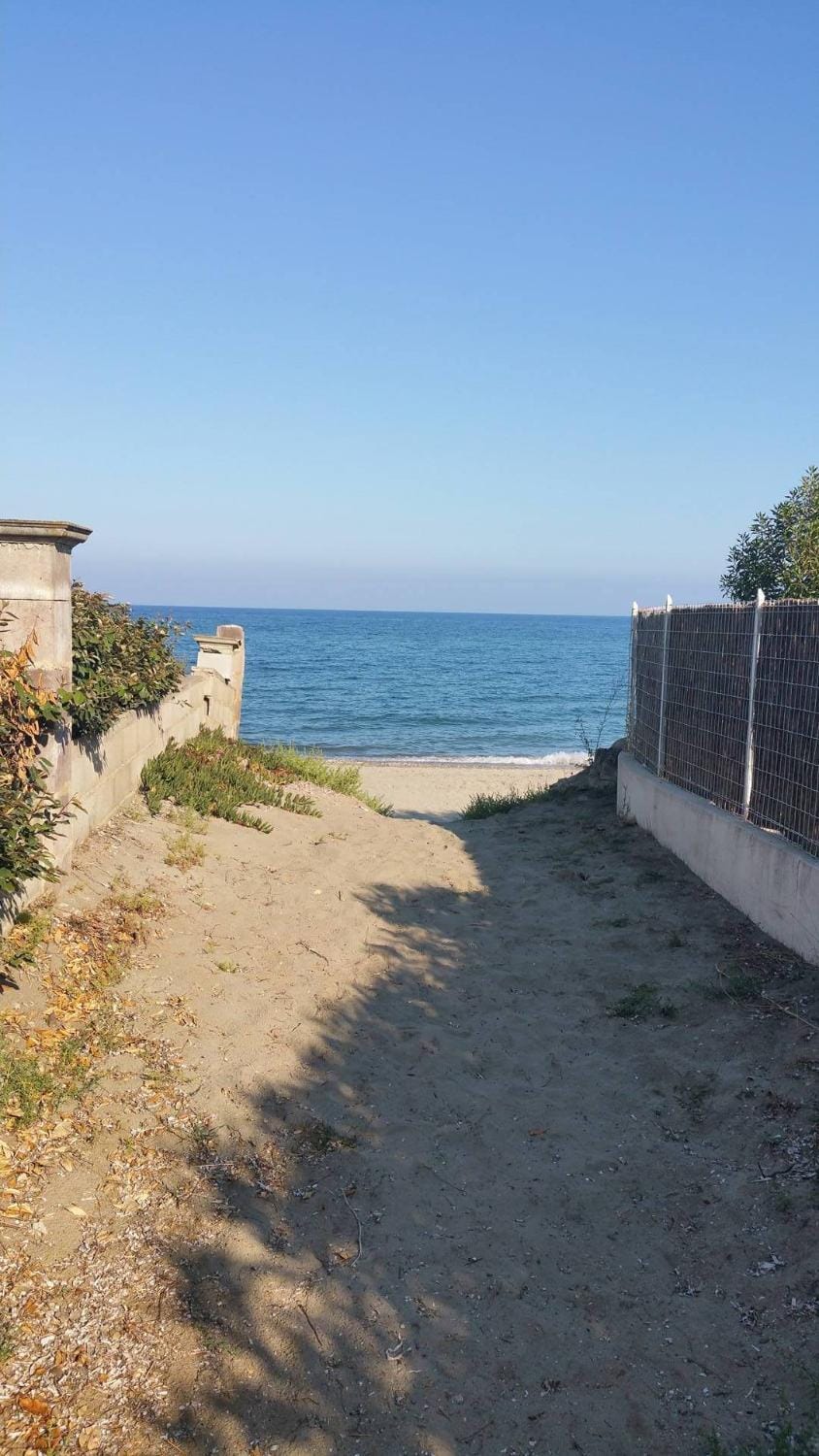 Villa E Lecce Villa in Poggio-Mezzana