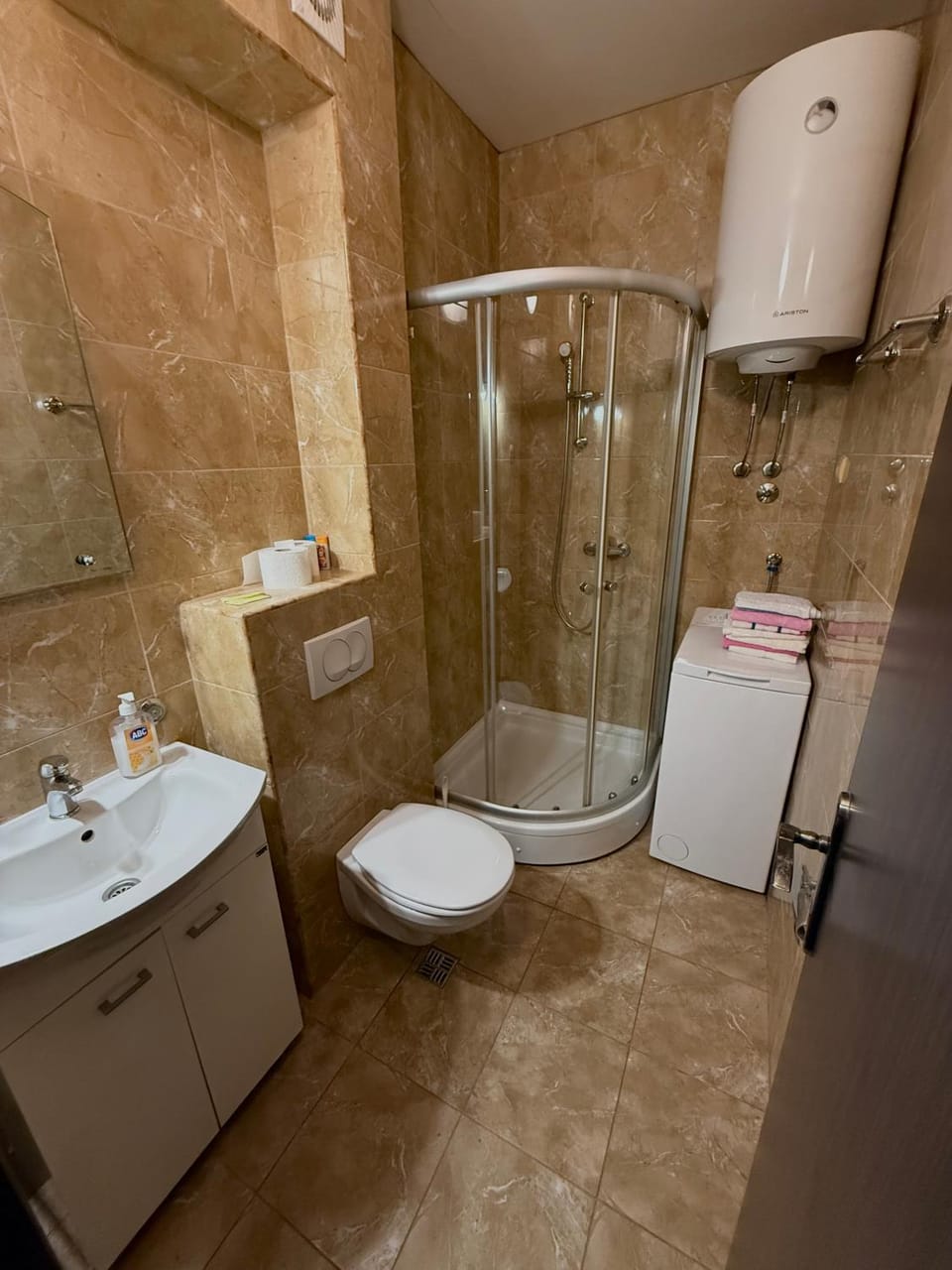 Shower, Bathroom, washing machine
