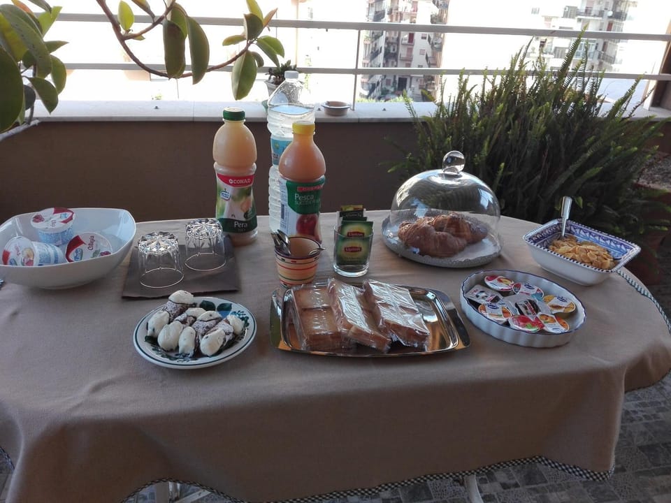 Food and drinks
