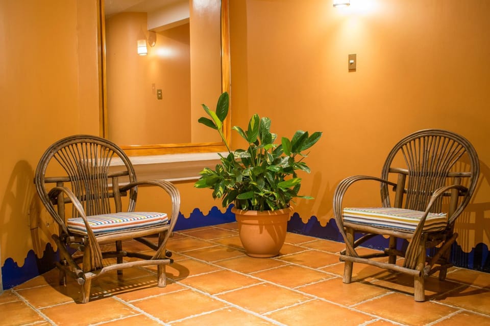 Lobby or reception, Seating area