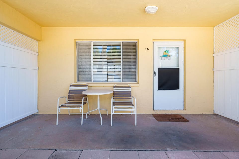Patio, Day