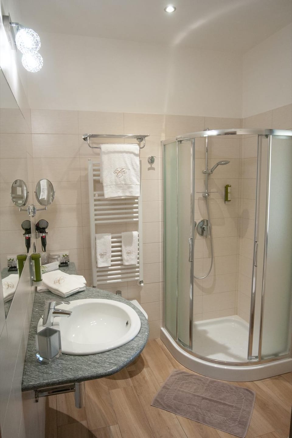 Casa Castella - Langhe Farm Stay in Liguria