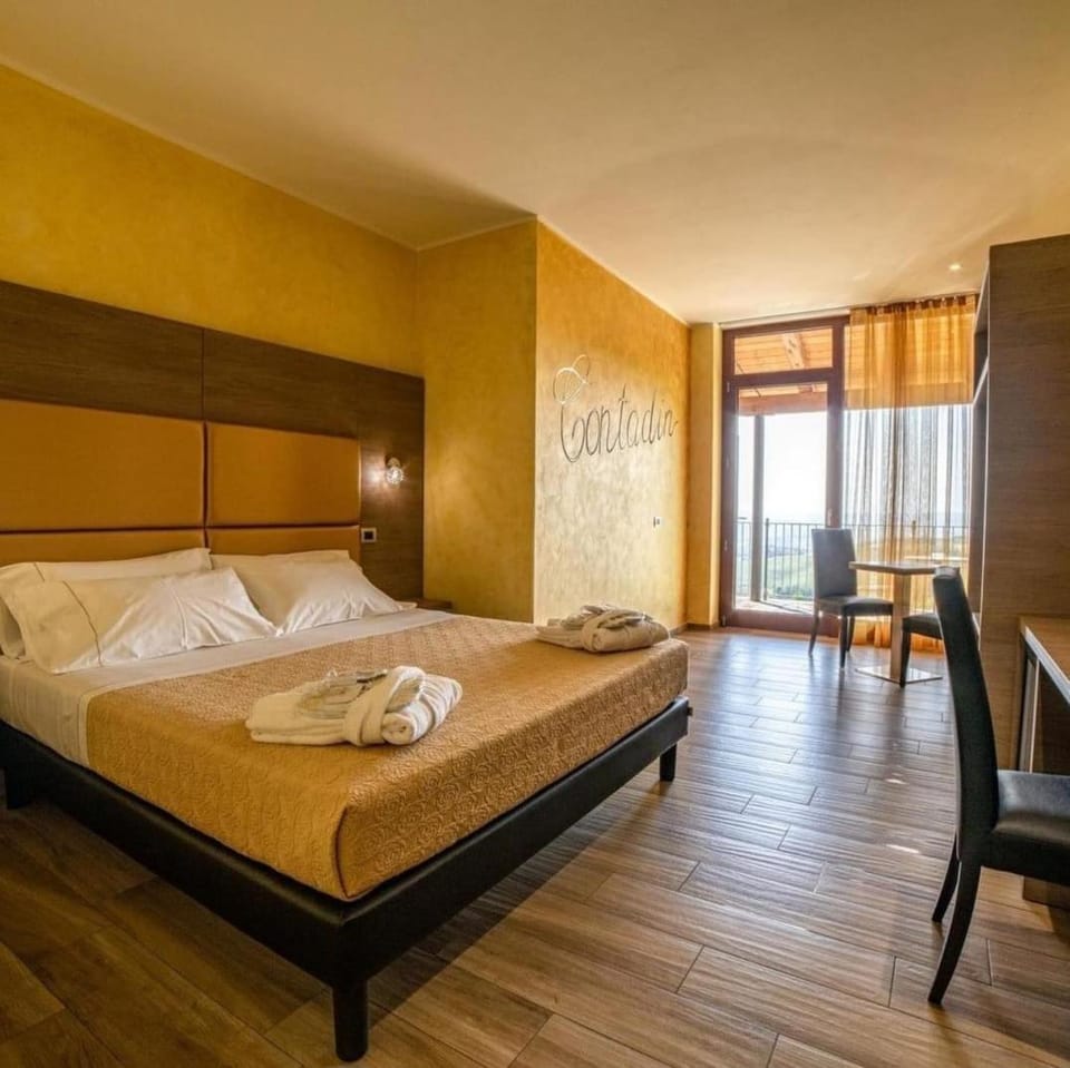 Casa Castella - Langhe Farm Stay in Liguria