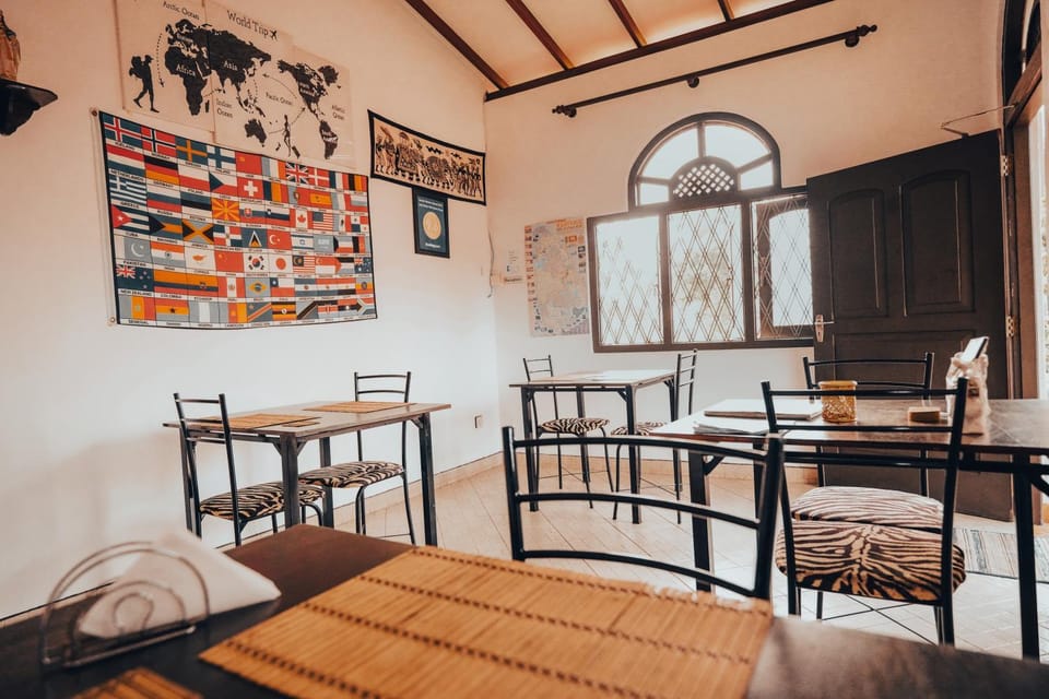 Restaurant/places to eat, Dining area