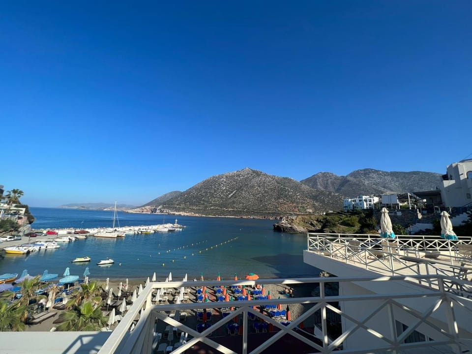 Balcony/Terrace, Mountain view, Sea view