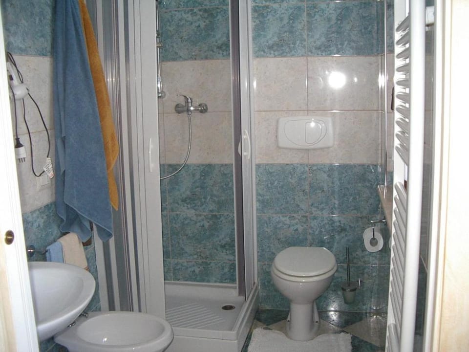 Toilet, Bathroom, Bedroom