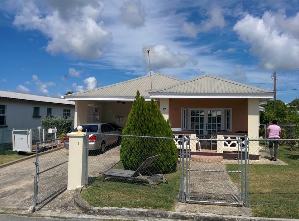 Sue's Homestay Vacation rental in Oistins