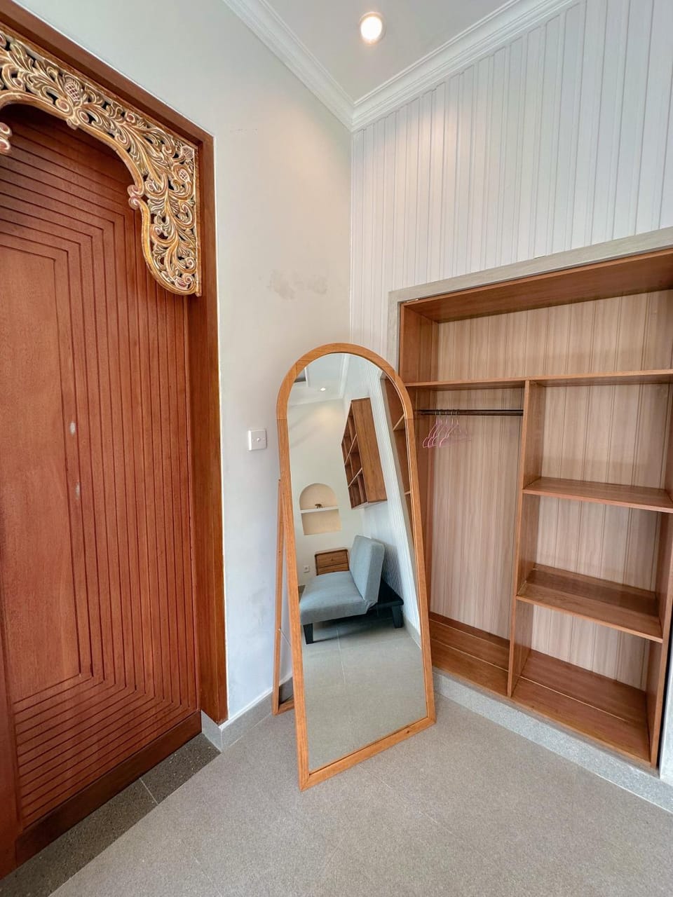 Bedroom, wardrobe