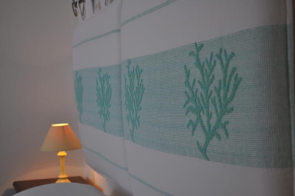 Bed, Decorative detail