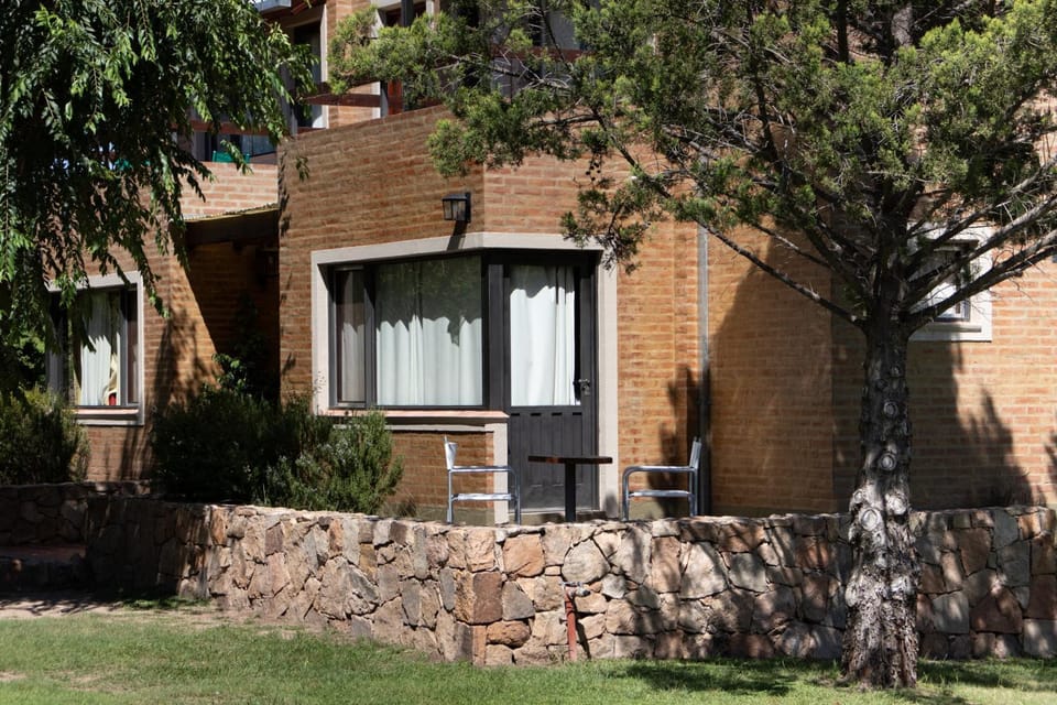 Property building, Garden, Balcony/Terrace, Garden view