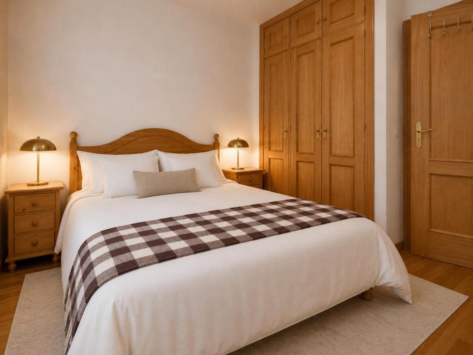 Bed, Other, Photo of the whole room, Bedroom, Facility for disabled guests, wardrobe