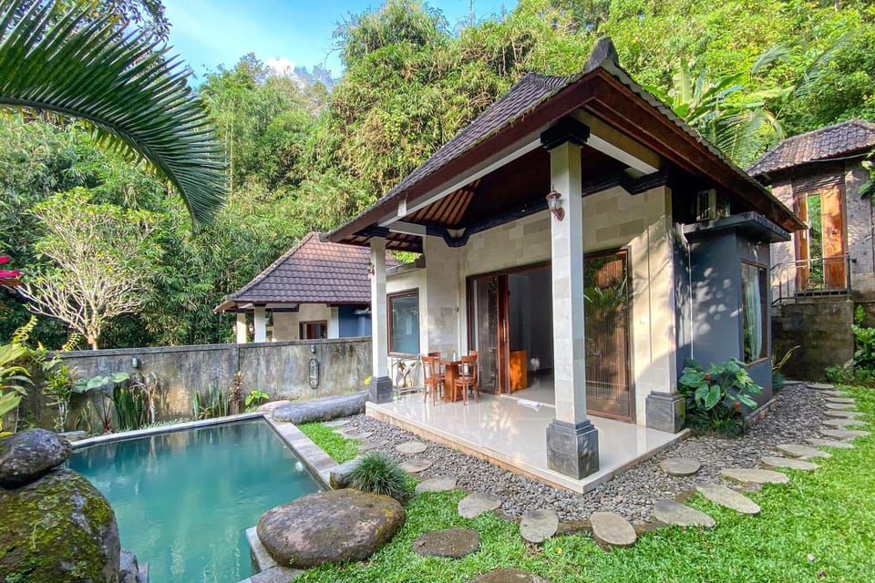 Property building, Swimming pool