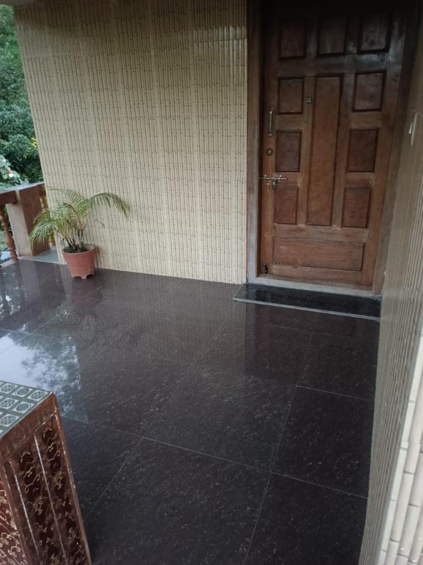 Hill side estate Vacation rental in Kerala