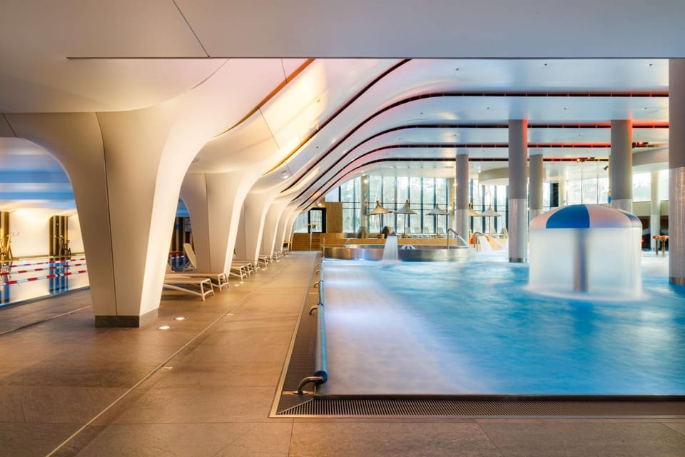 Pool view, Swimming pool