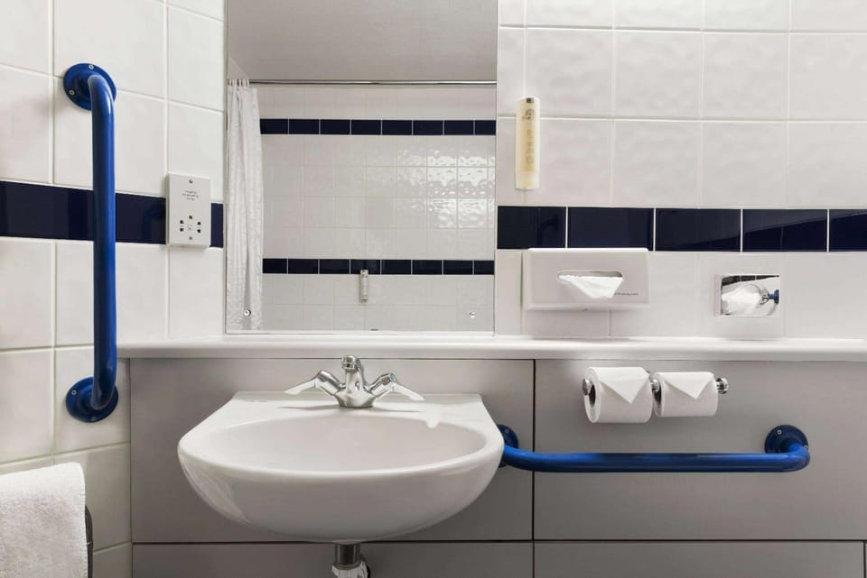 Shower, Bathroom, Bath