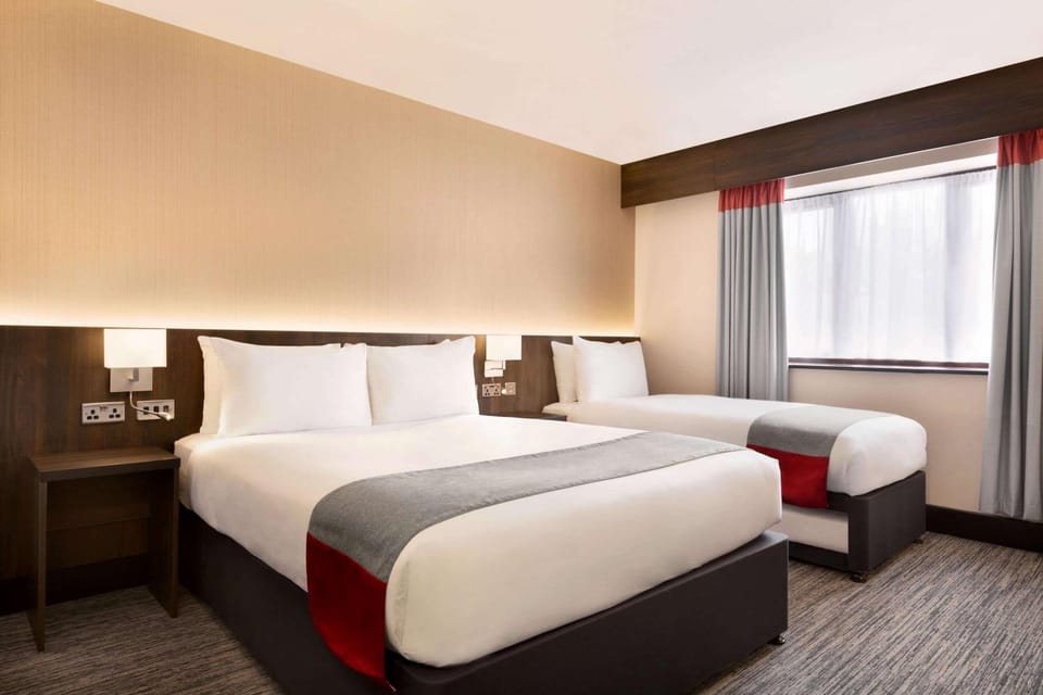 Photo of the whole room, On site