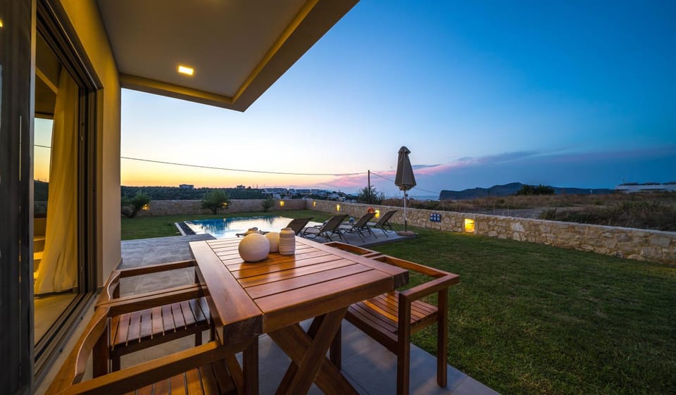 Balcony/Terrace, Swimming pool, Swimming pool