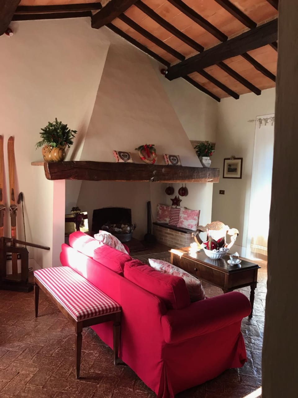 Lounge or bar, Seating area