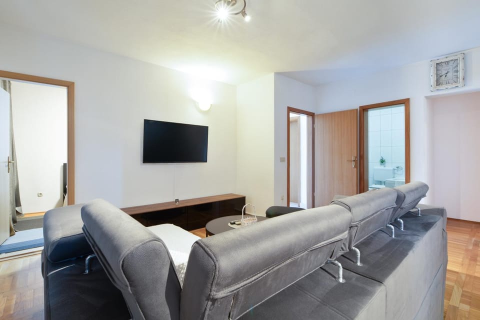 Apartment Hoselito u centru Makarske Bed and Breakfast in Makarska