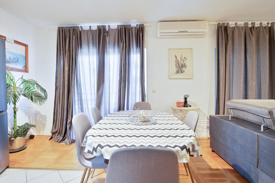 Apartment Hoselito u centru Makarske Bed and Breakfast in Makarska