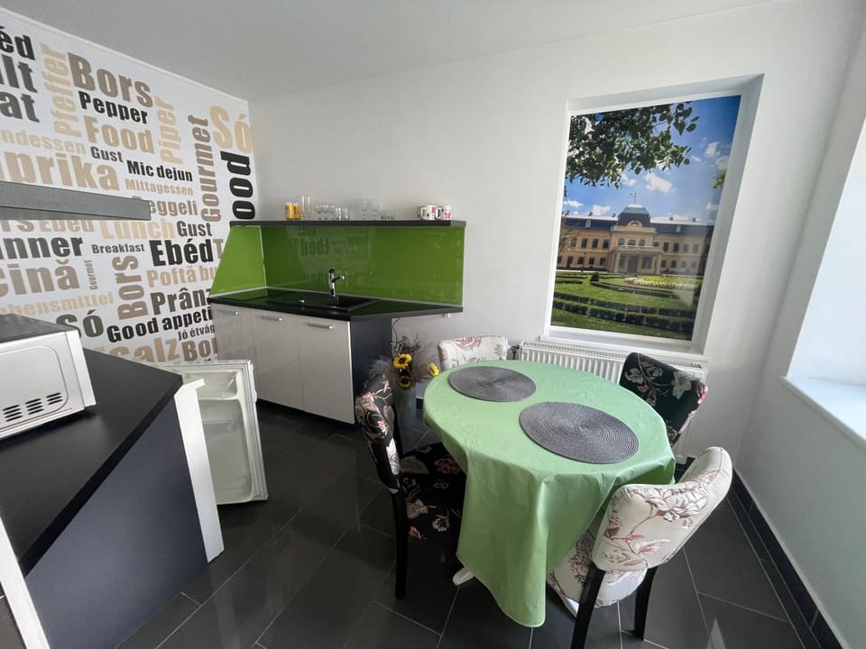 Regina Delux Apartman Apartment in Hungary