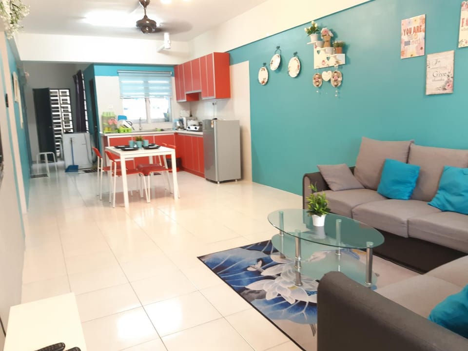 Living room, Dining area