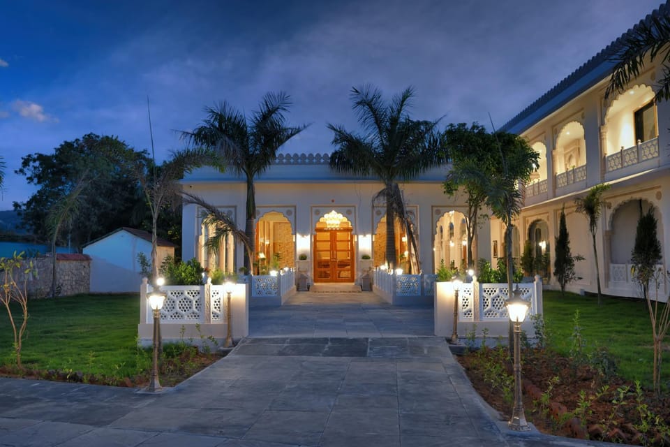 Property building, Facade/entrance