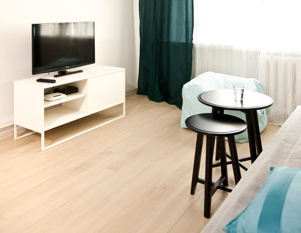Living room, Photo of the whole room, Seating area