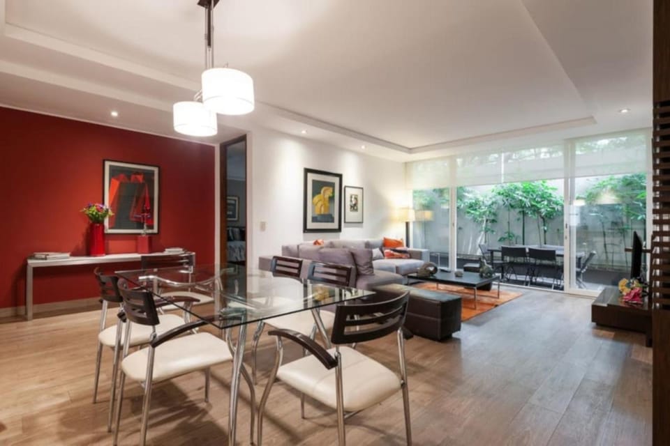 Living room, Dining area