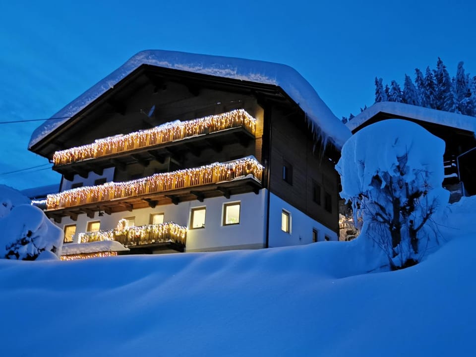 Property building, Winter