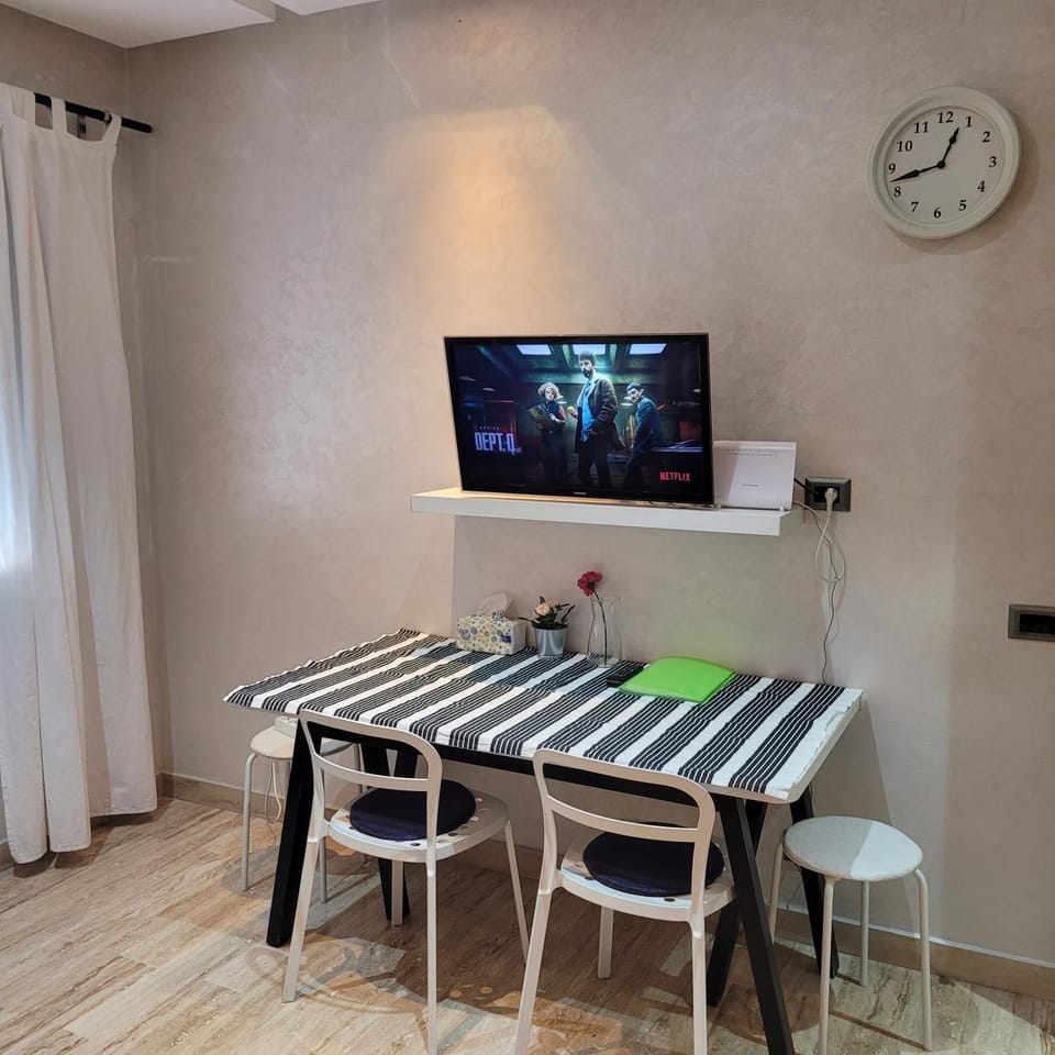 Property building, Communal lounge/ TV room, Living room