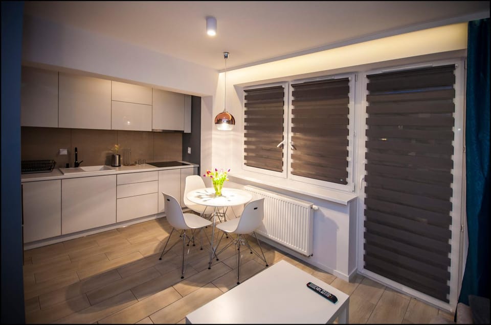 Coffee/tea facilities, Balcony/Terrace, Kitchen or kitchenette, Dining area