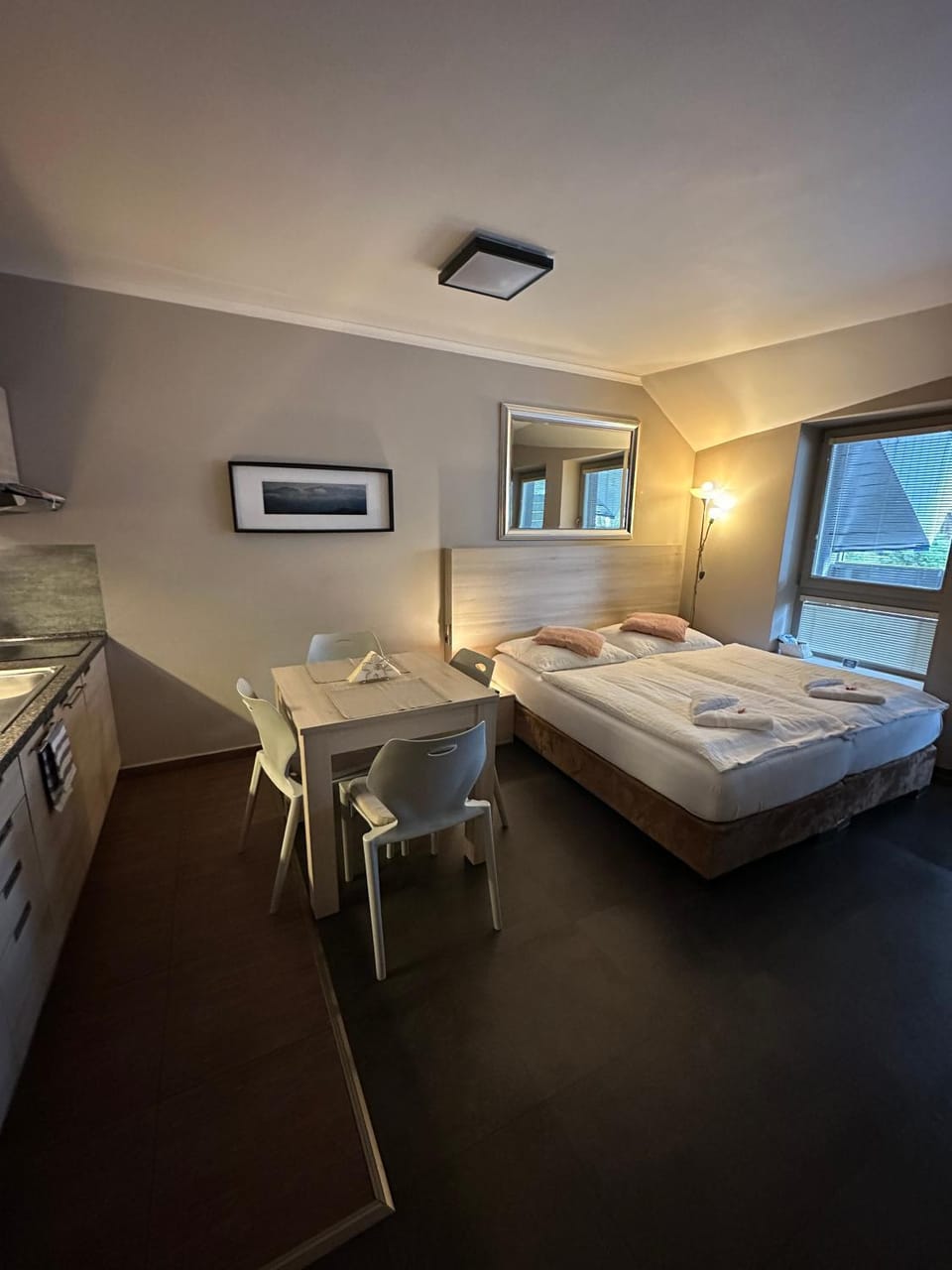 Harrachov Resident Apartments "Terrace & Chill" - high speed WiFi, možnost snídaně, Smart TV, Netflix, Disney plus Apartment in Lower Silesian Voivodeship