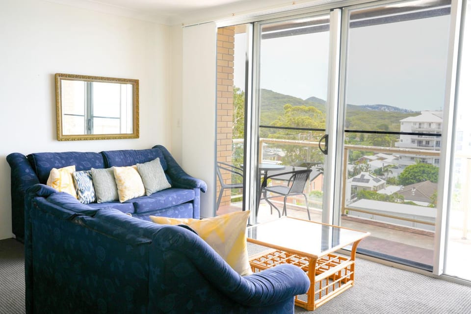 Blue Waters Unit 8 59 Ronald Avenue Apartment in Shoal Bay